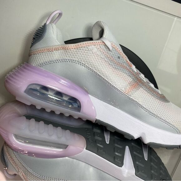 🆕 Nike	Air Max 2090 GS 'Platinum Tint Light Violet' - Womens 8.5 - Picture 7 of 11